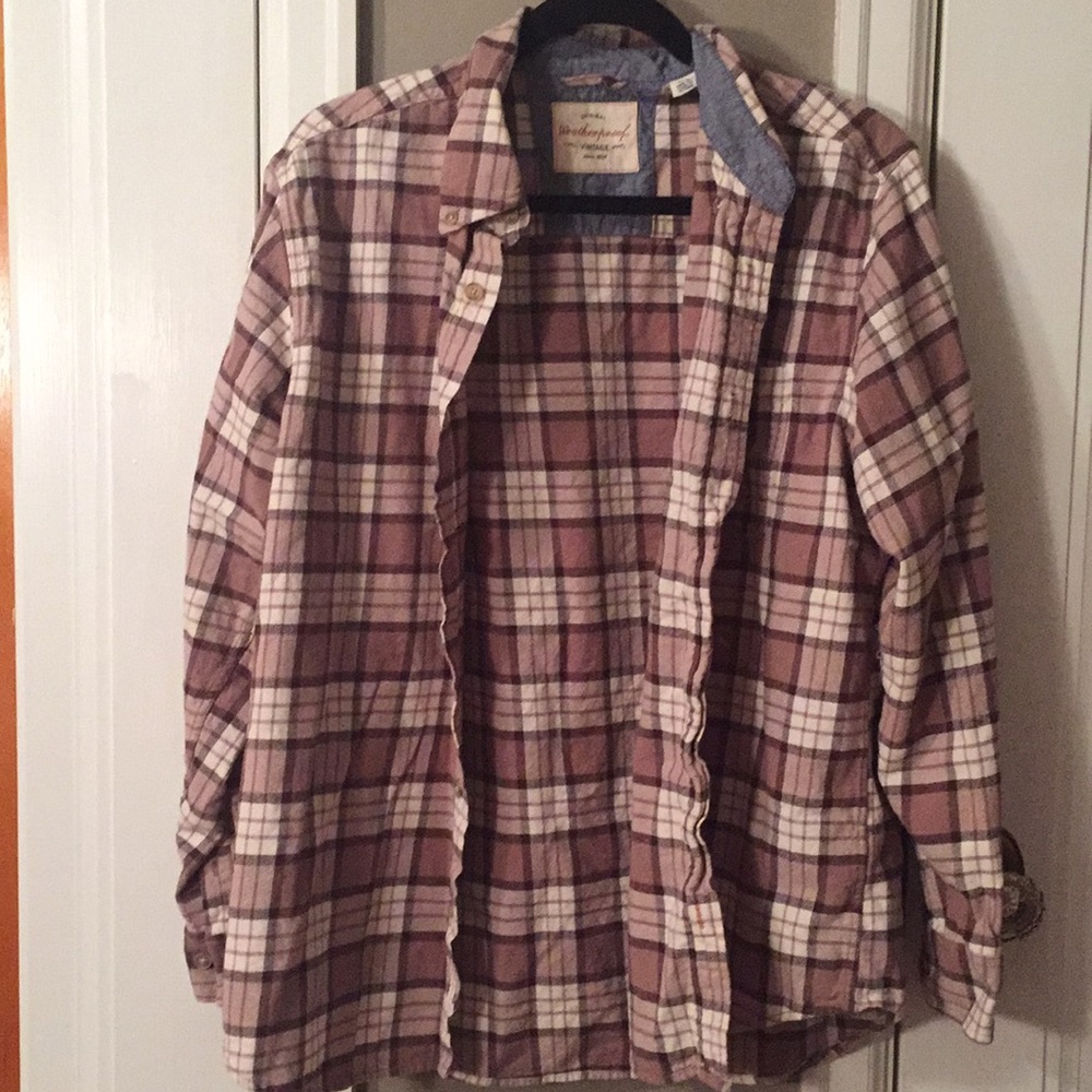 Men’s light cream colored flannel, sz Large